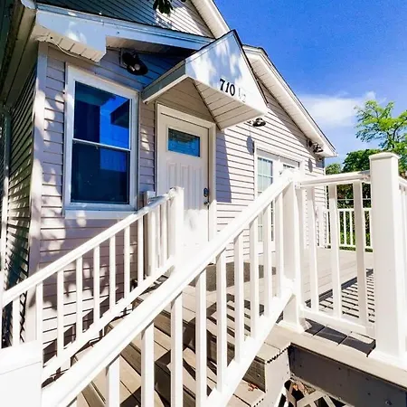 The Ashland Manor 3Br Villa Niagara Falls Exterior photo