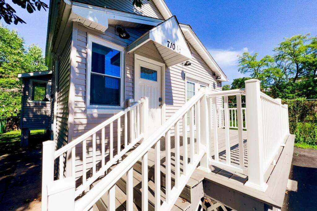 The Ashland Manor 3br